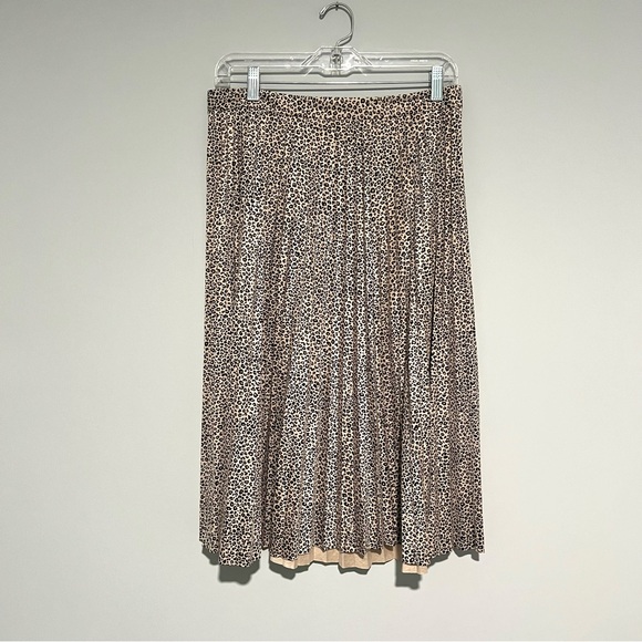Ann Taylor Animal Print Leopard Pleated A Line MIDI Skirt Size 6 - Picture 3 of 6